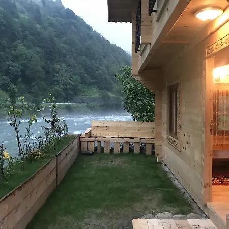 Aparthotel Aden River *
