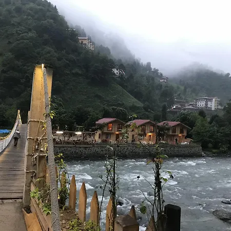 Aden River Aparthotel